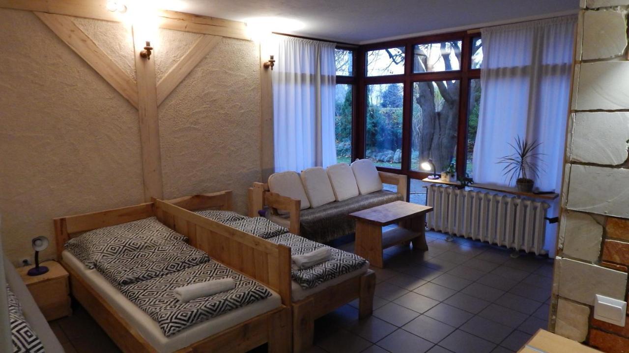 Pokoje Do Wynajecia Nowogrodziec エクステリア 写真